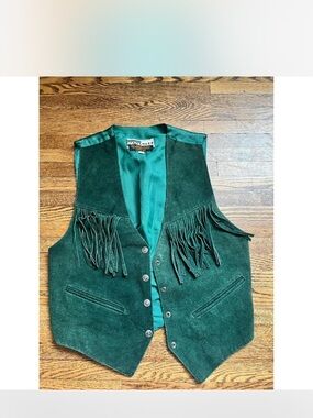 GENUINE SUEDE American Vintage Green Suede Fringe Vest
